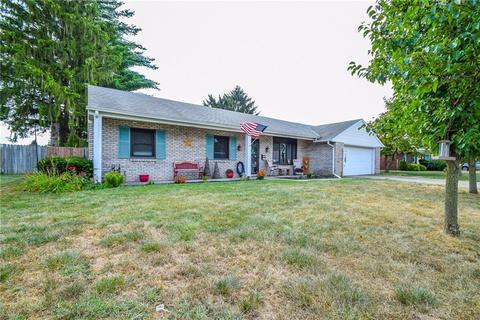 823 Maplecrest Dr, Troy, OH 45373 photo 2