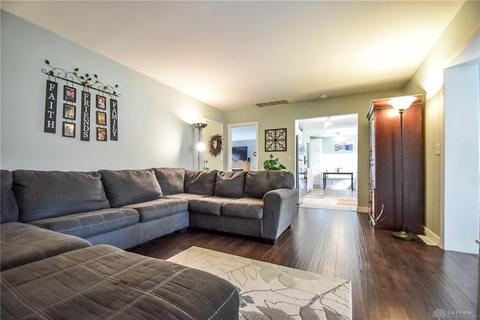 823 Maplecrest Dr, Troy, OH 45373 photo 9
