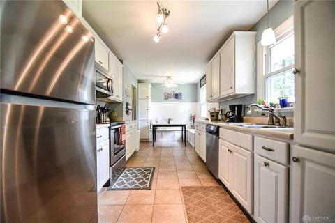 823 Maplecrest Dr, Troy, OH 45373 photo 12