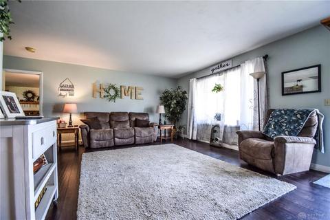 823 Maplecrest Dr, Troy, OH 45373 photo 5