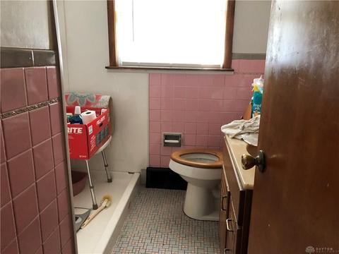406 E South St, Gratis, OH 45330 photo 13