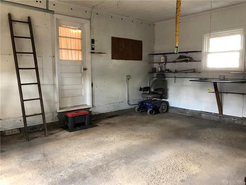 406 E South St, Gratis, OH 45330 photo 14
