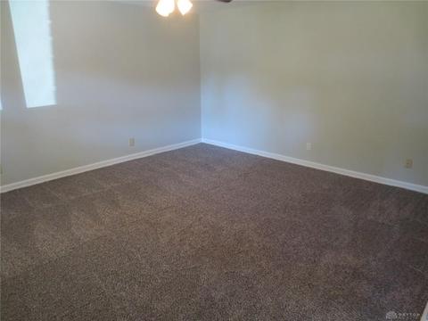 120 Maple Dr, Springboro, OH 45066 photo 3