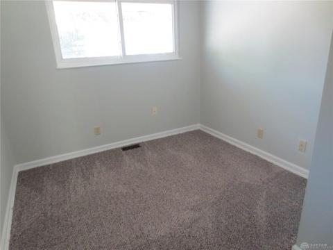 120 Maple Dr, Springboro, OH 45066 photo 9