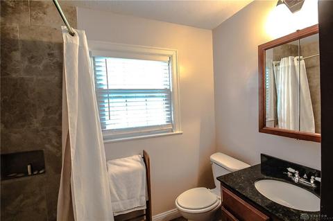1127 Croyden Dr, Dayton, OH 45420 photo 10