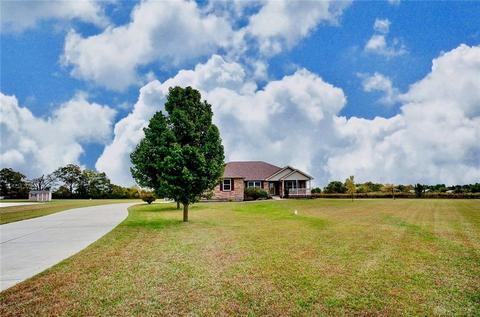 5777 Whispering Wind Dr, Springfield, OH 45504 photo 4