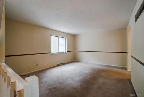 2163 Olympic St, Springfield, OH 45503 photo 6