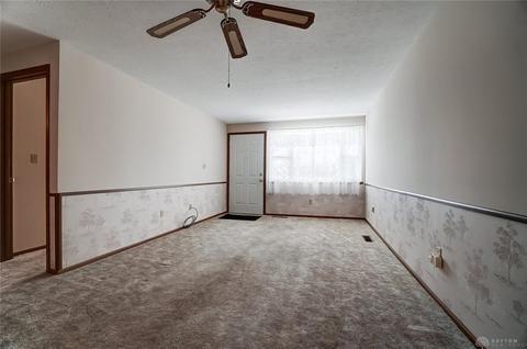 4542 Ridgewood Rd, Springfield, OH 45503 photo 4
