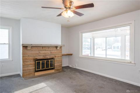 10 Sunset Dr, Medway, OH 45341 photo 2
