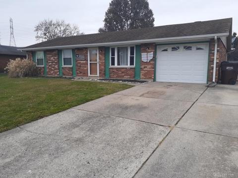 5425 Ottawa Dr, Fairborn, OH 45324 photo 2