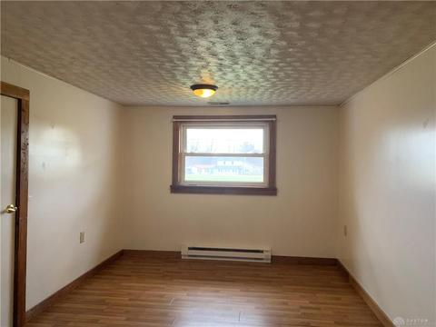 213 E South St, Gratis, OH 45330 photo 12