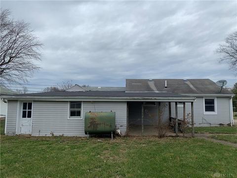 213 E South St, Gratis, OH 45330 photo 2