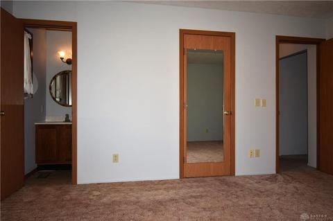 2915 Avery Cir, Springfield, OH 45503 photo 14