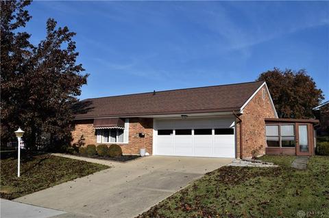 2915 Avery Cir, Springfield, OH 45503 photo 3