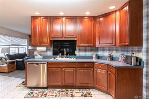4730 Pheasant Hill Ct, Fairborn, OH 45324 photo 10