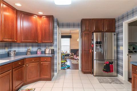 4730 Pheasant Hill Ct, Fairborn, OH 45324 photo 9