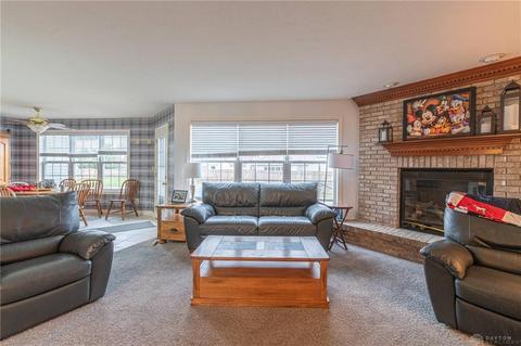 4730 Pheasant Hill Ct, Fairborn, OH 45324 photo 5