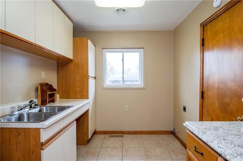 1025 Swango Dr, Dayton, OH 45429 photo 15