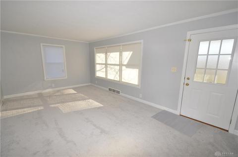 100 Middle St, Medway, OH 45341 photo 3