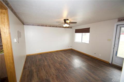5188 Dayton Springfield Rd, Springfield, OH 45502 photo 2