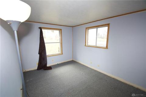 5188 Dayton Springfield Rd, Springfield, OH 45502 photo 5