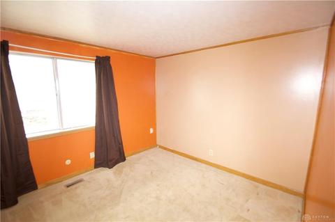 5188 Dayton Springfield Rd, Springfield, OH 45502 photo 6