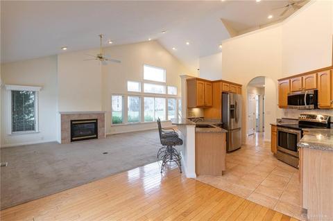 1015 Bentgrass Ln, Dayton, OH 45458 photo 15