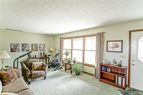 3760 Hustead Rd, Springfield, OH 45502 photo 5