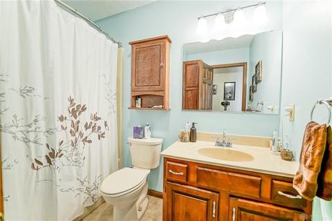 3760 Hustead Rd, Springfield, OH 45502 photo 25