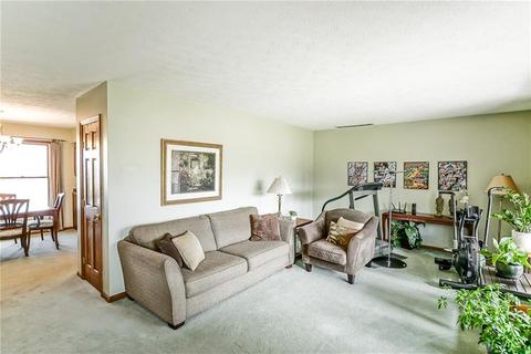 3760 Hustead Rd, Springfield, OH 45502 photo 4