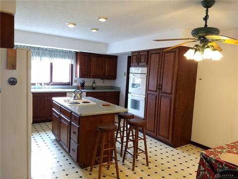 5733 Willowdale Rd, Springfield, OH 45502 photo 2