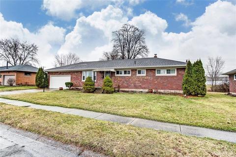 1745 Biscayne Dr, Springfield, OH 45503 photo 2