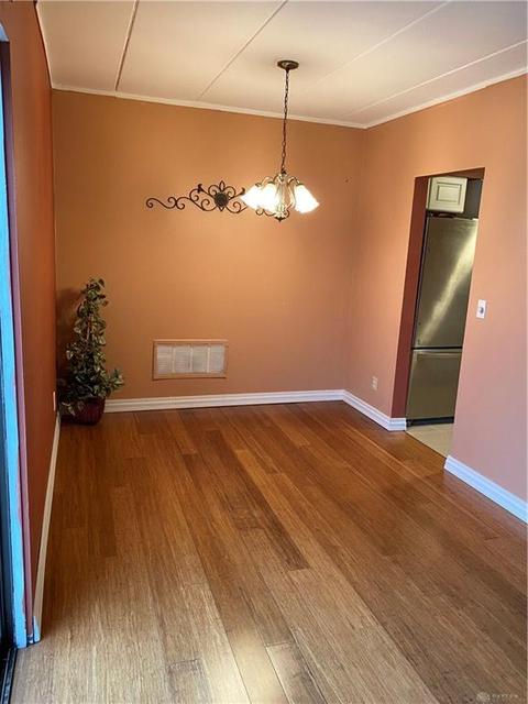 1110 Eagle Feather Cir #E, Dayton, OH 45449 photo 4