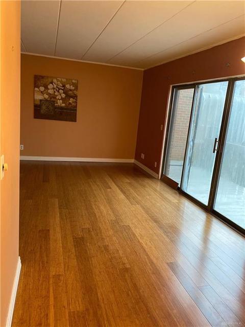 1110 Eagle Feather Cir #E, Dayton, OH 45449 photo 5