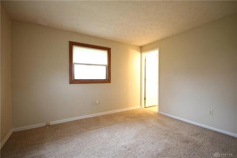 3331 Delrey Rd, Springfield, OH 45504 photo 9