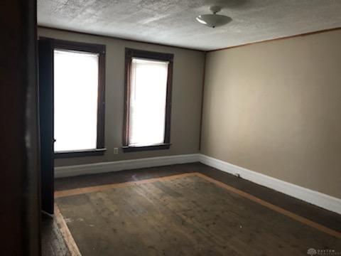 864 E Main St, Springfield, OH 45503 photo 4