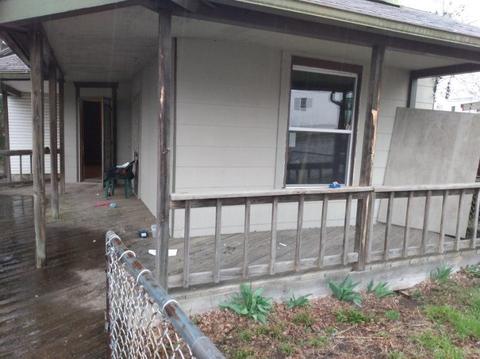 864 E Main St, Springfield, OH 45503 photo 2