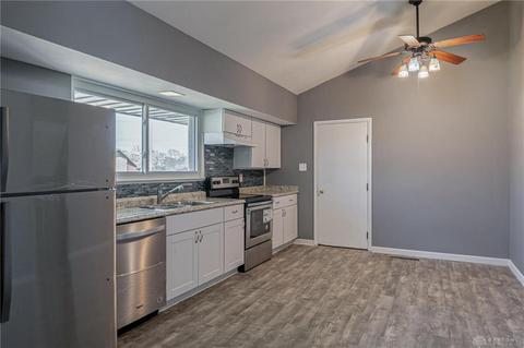2730 E Stroop Rd, Kettering, OH 45440 photo 4
