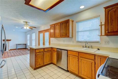 60 Gerry Ct, Springboro, OH 45066 photo 4