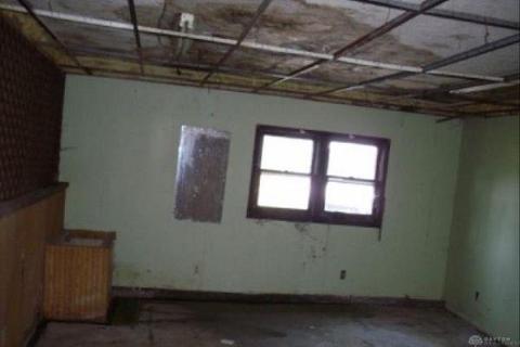2716 York St, Springfield, OH 45505 photo 11