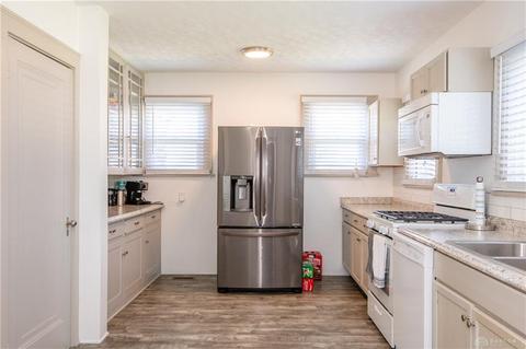 902 Mitchell Blvd, Springfield, OH 45503 photo 9