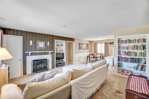 812 Fairacres Dr, Dayton, OH 45429 photo 6