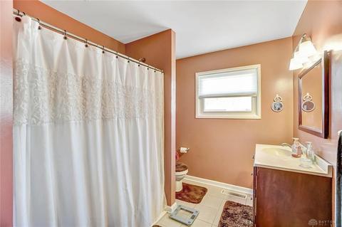 812 Fairacres Dr, Dayton, OH 45429 photo 16