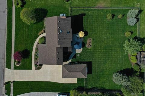 3927 Eagle Point Dr, Beavercreek, OH 45430 photo 5