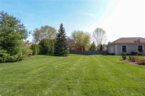 3927 Eagle Point Dr, Beavercreek, OH 45430 photo 13