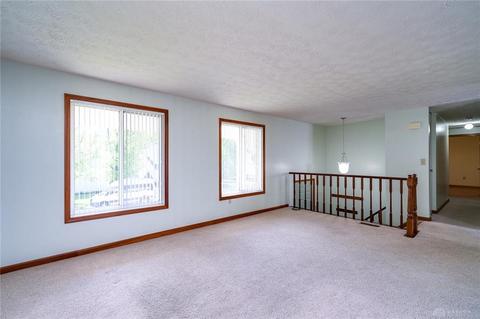 70 Gerry Ct, Springboro, OH 45066 photo 9
