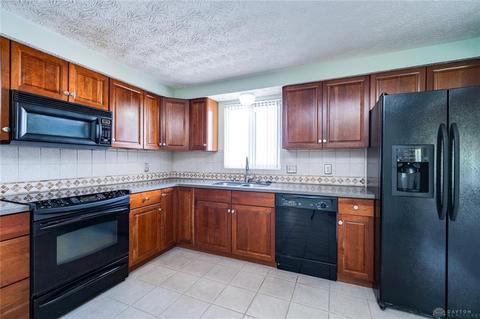70 Gerry Ct, Springboro, OH 45066 photo 5