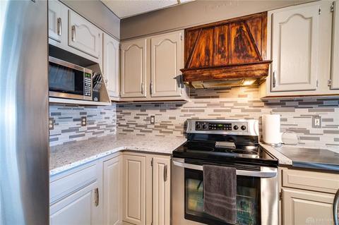 506 N Race St, Springfield, OH 45504 photo 15