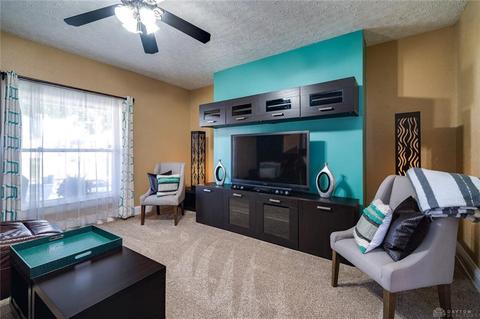 506 N Race St, Springfield, OH 45504 photo 9