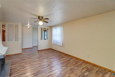 1802 Cheviot Hills Dr, Springfield, OH 45505 photo 9